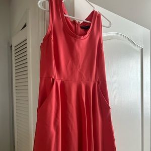 Banana republic size 8, coral colored knit dress with pockets
